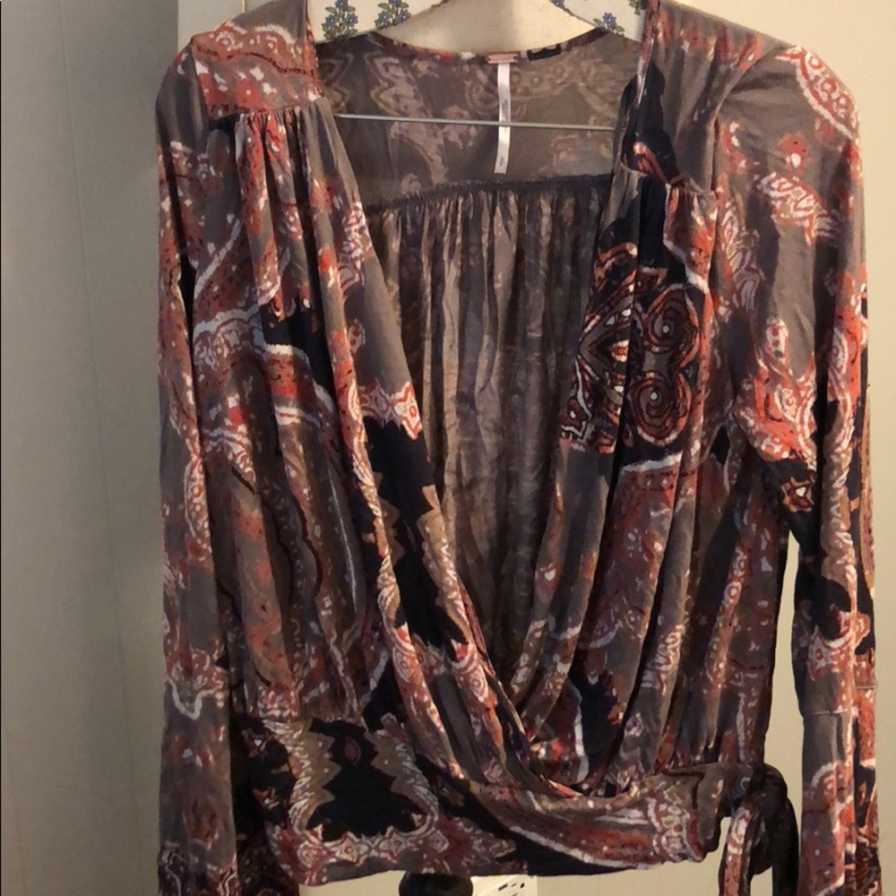 Long sleeve free people top! Adorable.